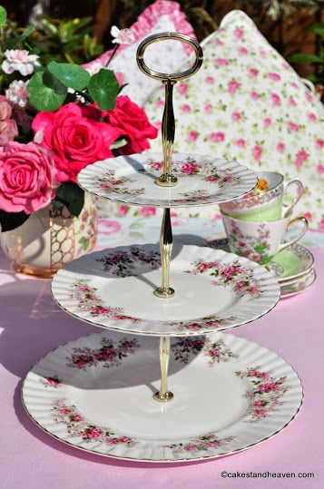 Royal Albert Lavender Rose Vintage Bone China 3 Tier Cake Stand