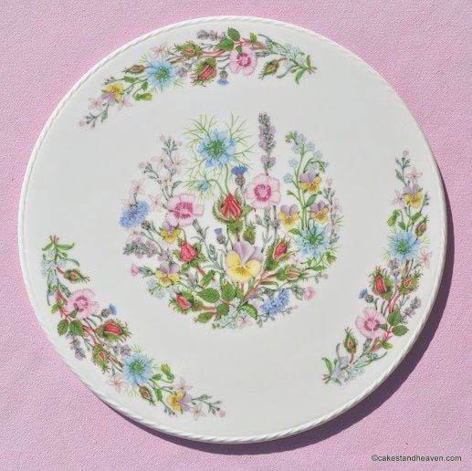 Aynsley Wild Tudor Gateau or Celebration Cake Plate