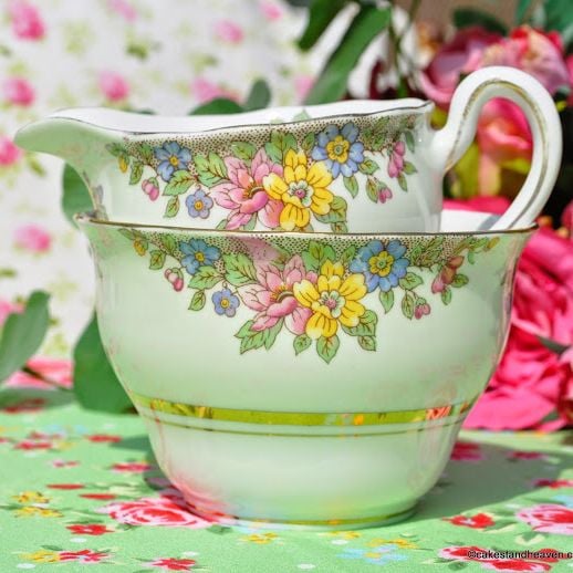 Colclough Green Floral Vintage Milk Jug & Sugar Bowl c.1940s