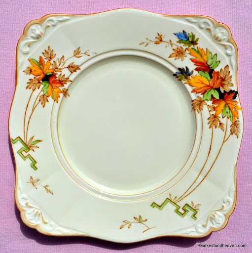 Tuscan Art Deco Hand Painted Leaf Pattern Cake Plate