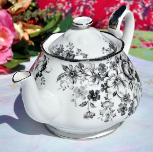 Royal Albert Paradise Pattern