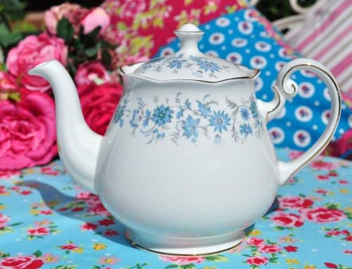 Colclough Braganza Vintage Bone China Teapot