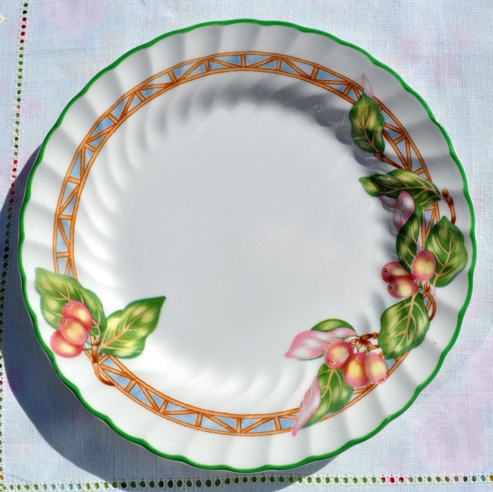 Johnson Bros. English Rose Pattern Green Rim Tea Plate