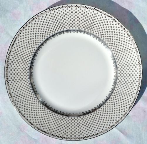 Wedgwood French Knot Silver Bone China 22.5cm Salad Plate
