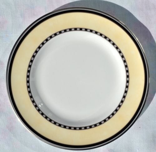 Royal Doulton Langley 16.5cm Tea or Side Plate c.2000