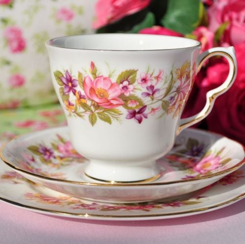Colclough Wayside Vintage Bone China Teacup Trio c.1960s