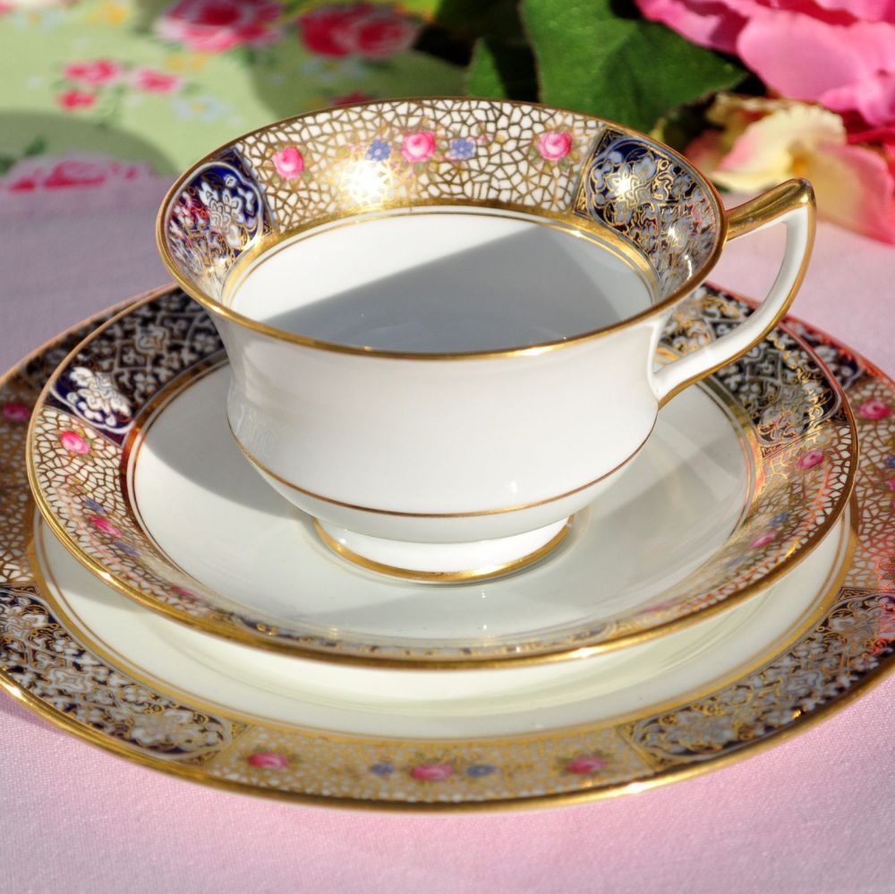 Aynsley Roses and Gold Lace Fine China Teacup Trio c.1930s