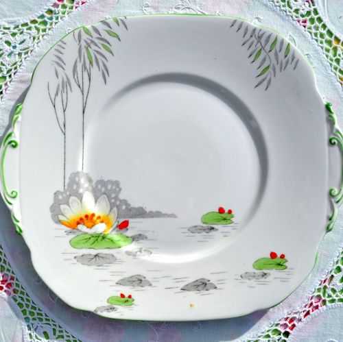 Roslyn Lily Pattern Hand Enamelled Cake Plate c.1937+