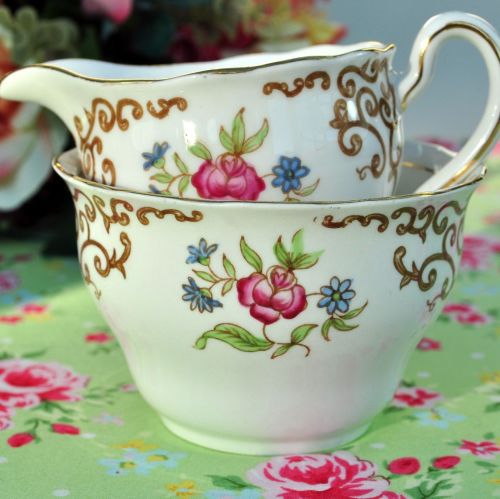 Colclough Rose Trellis Milk Jug and Sugar Bowl c.1940s