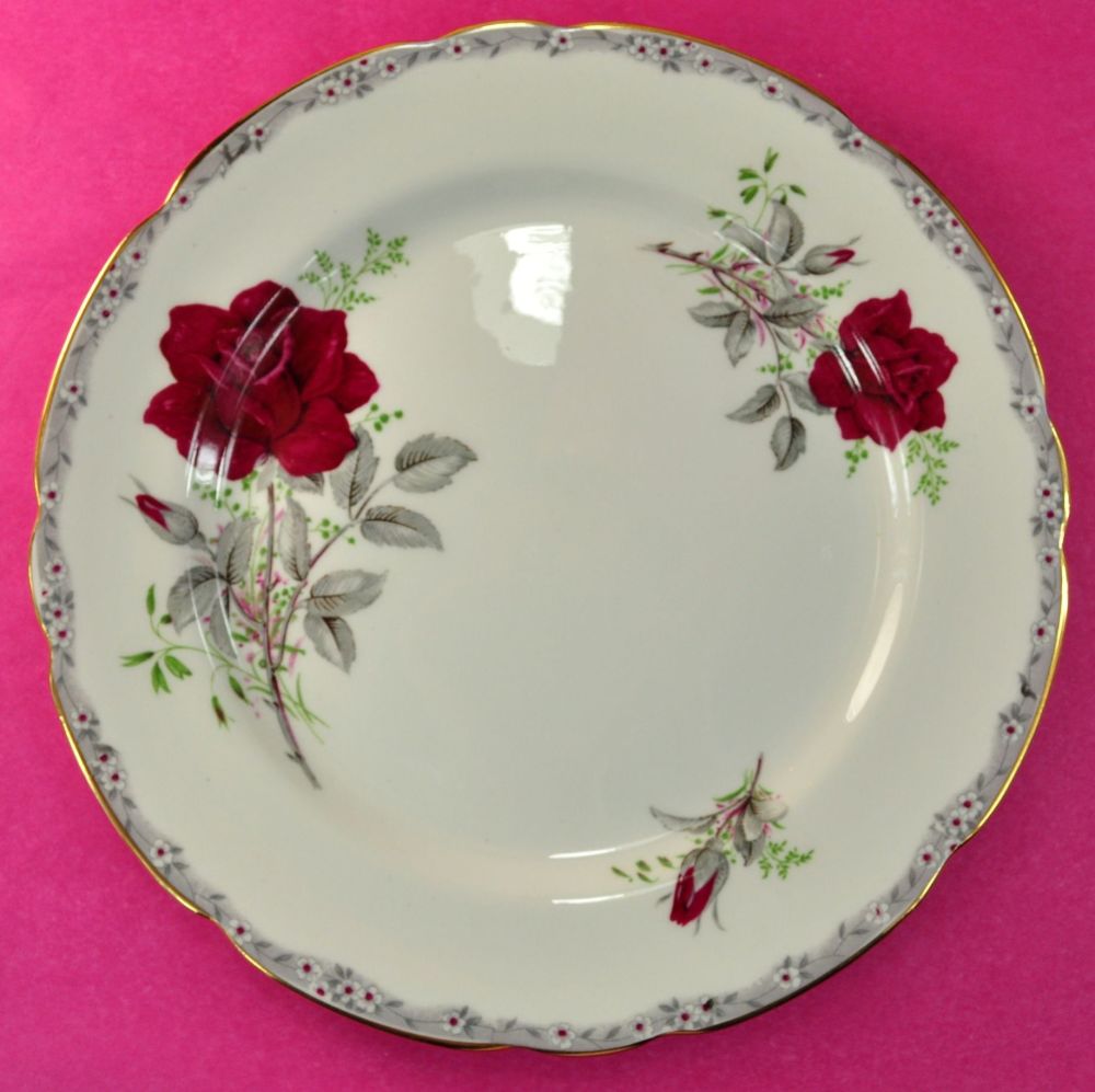 Royal Stafford Roses To Remember 21.5cm Bone China Plate