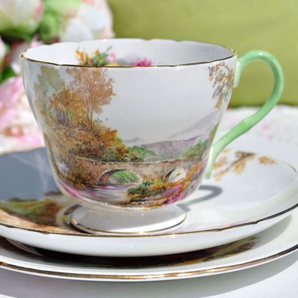 Shelley Heather Pattern Teacup Trio c.1940s