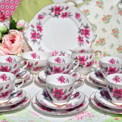 Royal Stafford Clematis Pattern Vintage 21 Piece Tea Set c.1950s