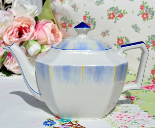 Royal Grafton Art Deco Teapot c.1935+