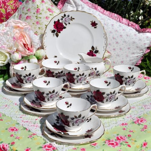 Colclough Red and Blush Roses 21 Piece Tea Set