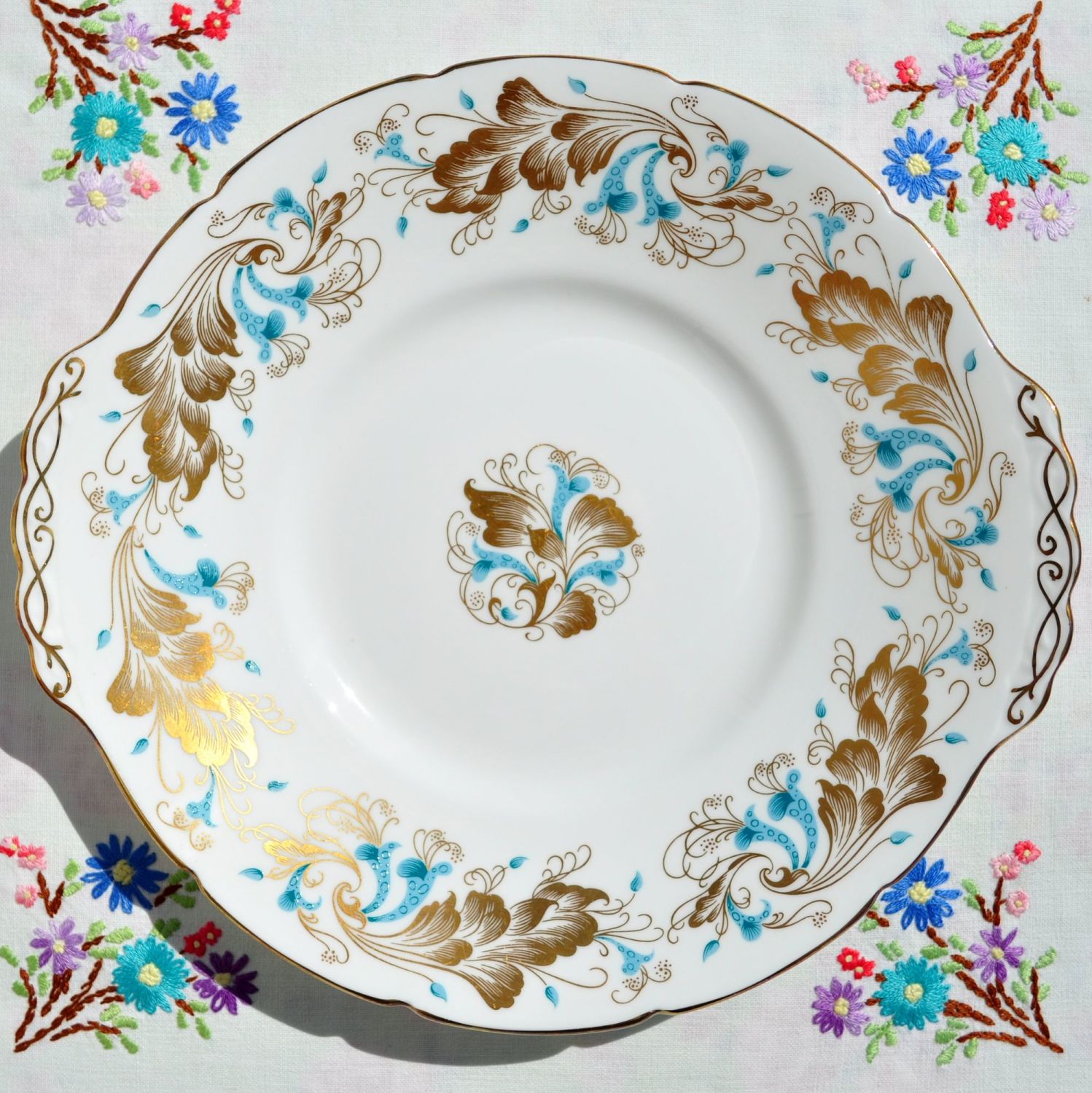 Coalport Strange Orchid Bone China Cake Plate