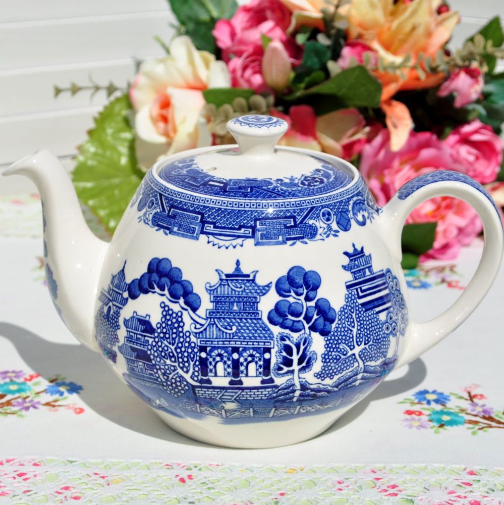 Alfred Meakin Old Willow Teapot
