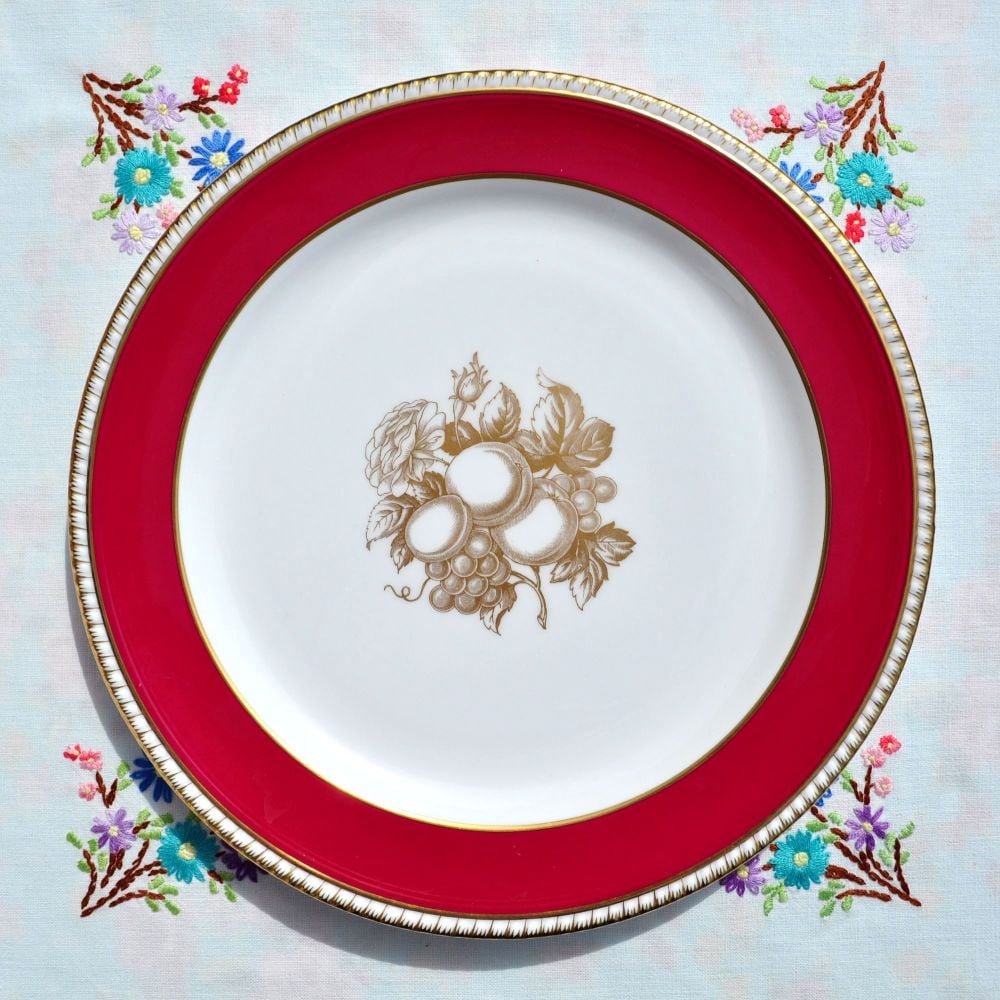 Spode Red and Gold 26 cm Dinner Plate c.1970s