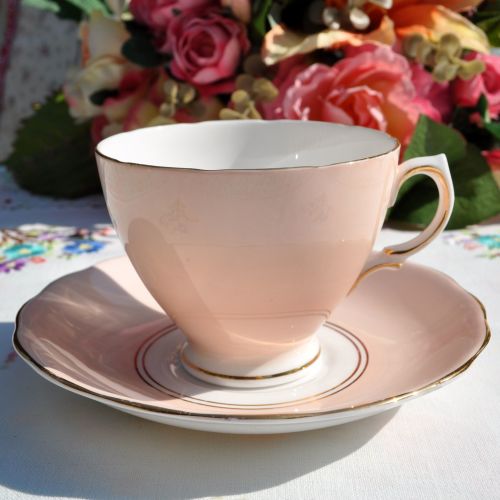Royal Vale Pale Peach Teacup and Saucer c.1950s