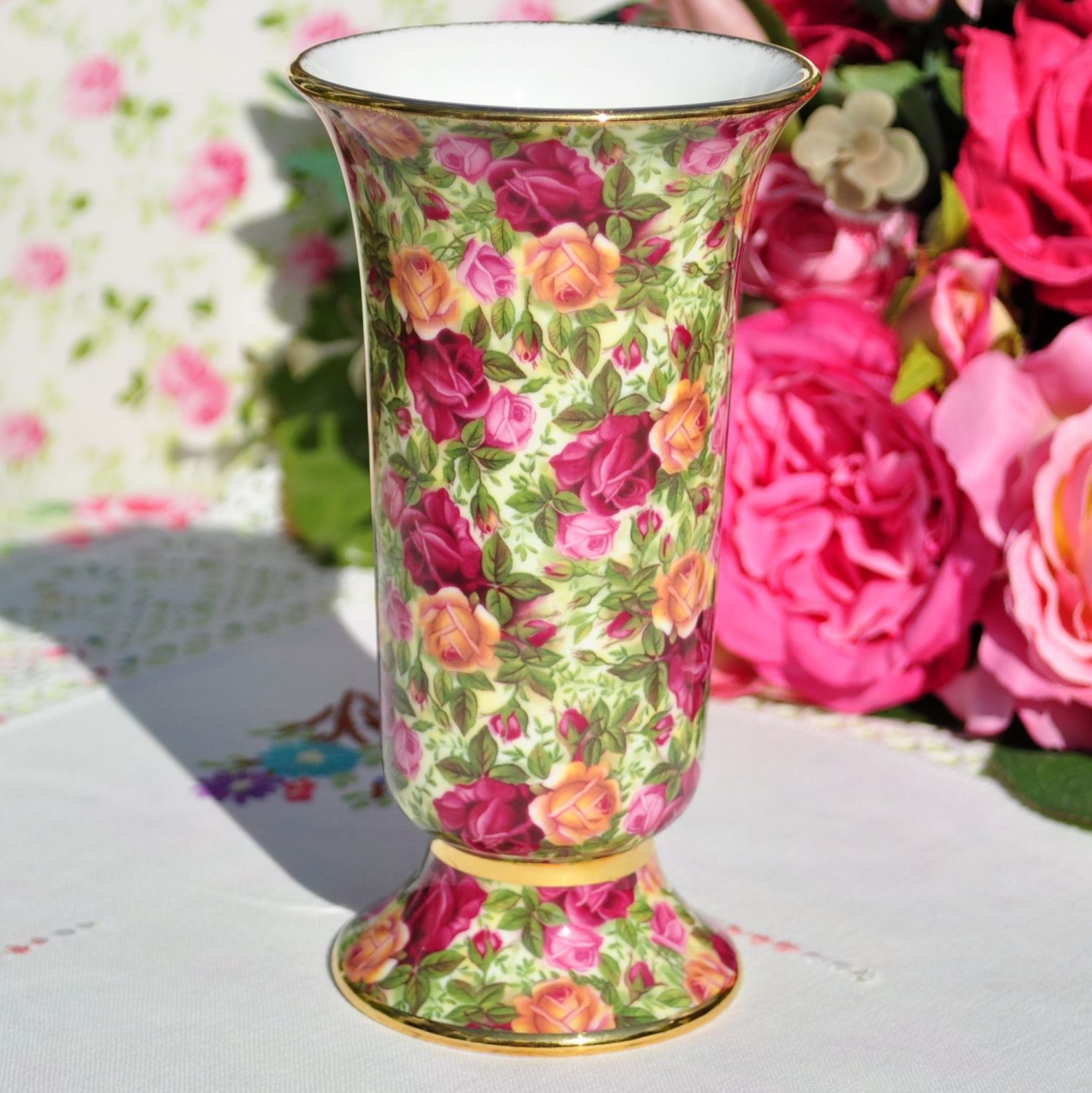 Royal Albert Old Country Roses Chintz Vase