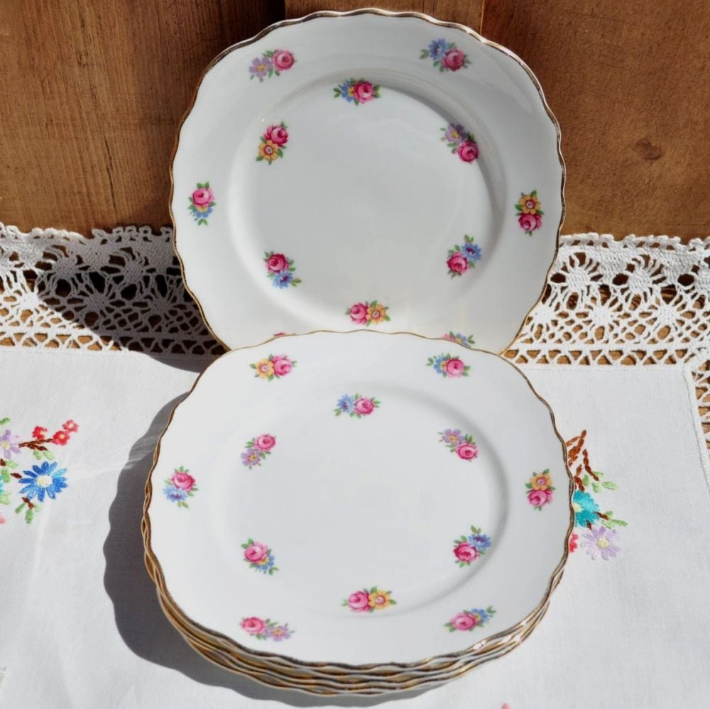 Colclough Scattered Roses Tea Plates Set c.1940s