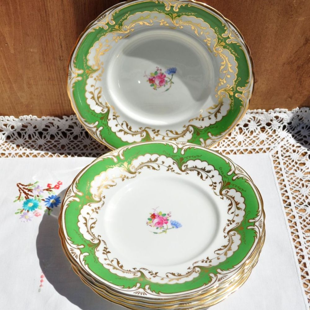 Bishop and Stonier Decorative Sandwich Plates Set