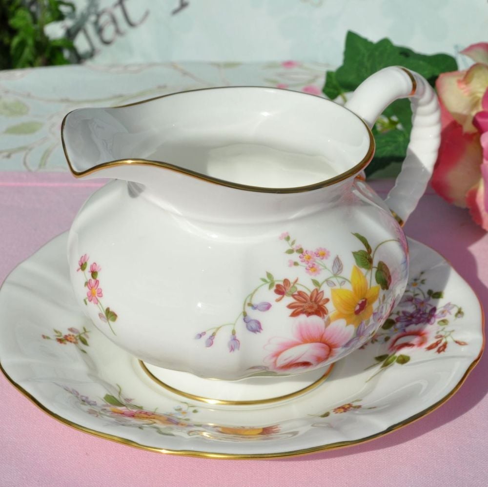 Royal Crown Derby Posies sauce boat and stand