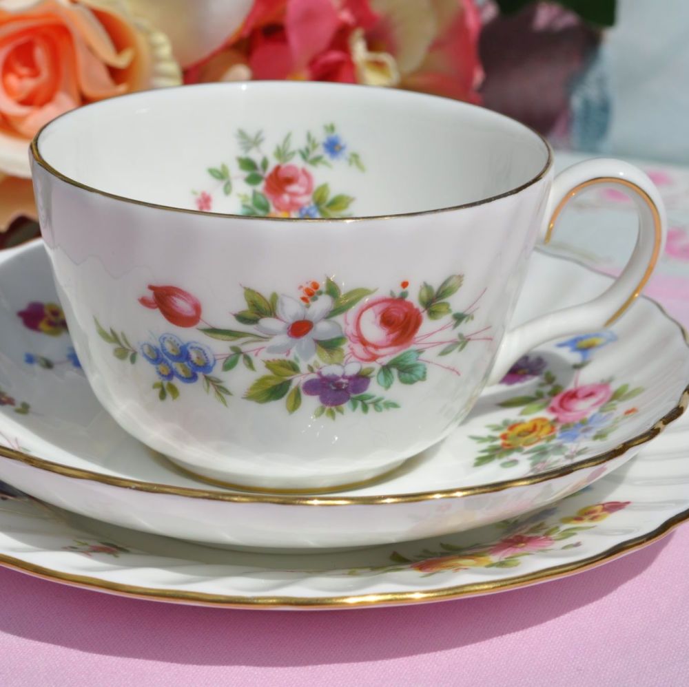 Minton Marlow S.309 Beautiful Floral Vintage Bone China Teacup Trio c.1950s