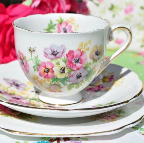 Stanley China Anemone Vintage China Teacup Trio c.1953