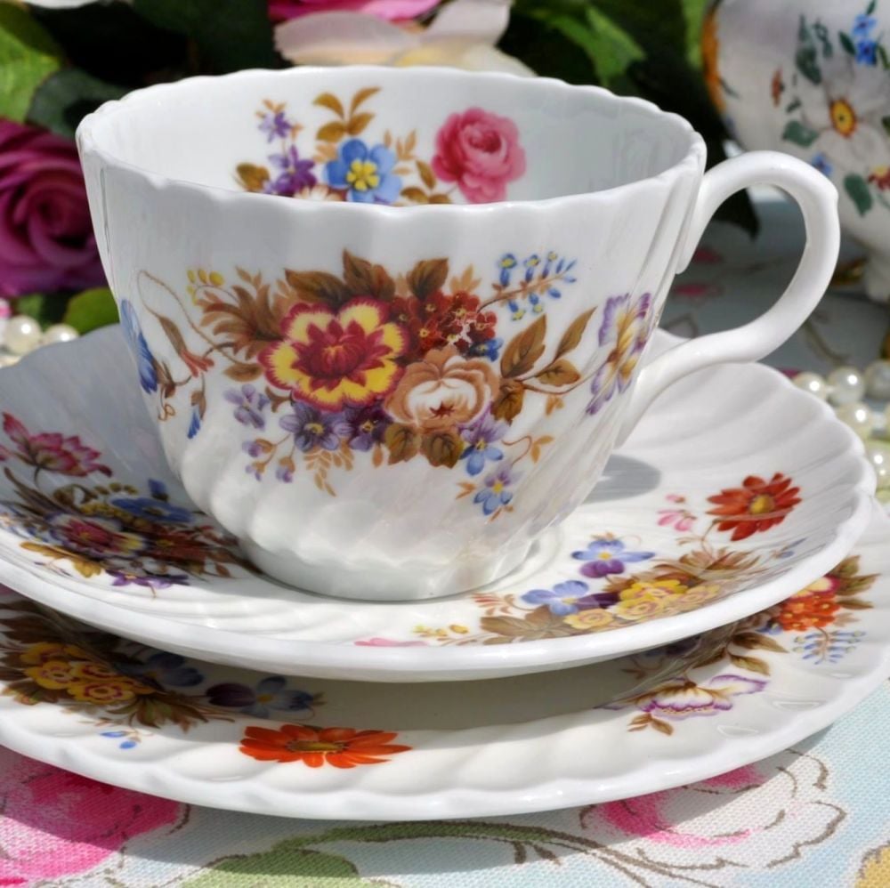 Aynsley Summertime Vintage Teacup Trio