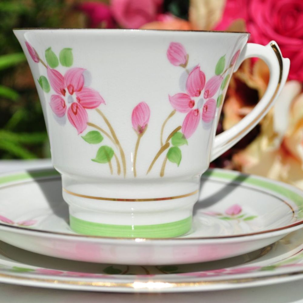Roslyn Hand Painted Deco Style Teacup Trio