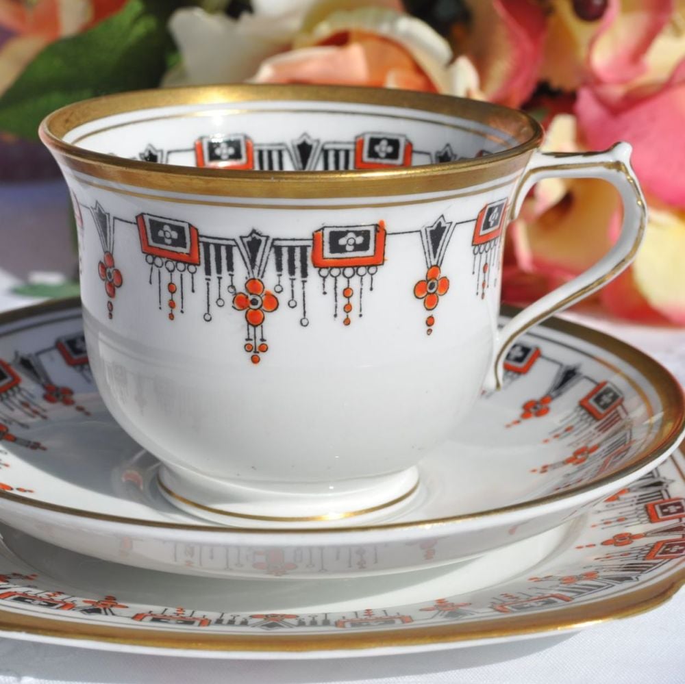 Bell China Art Deco Hand Painted Necklace Pattern Teacup Trio c.1930s