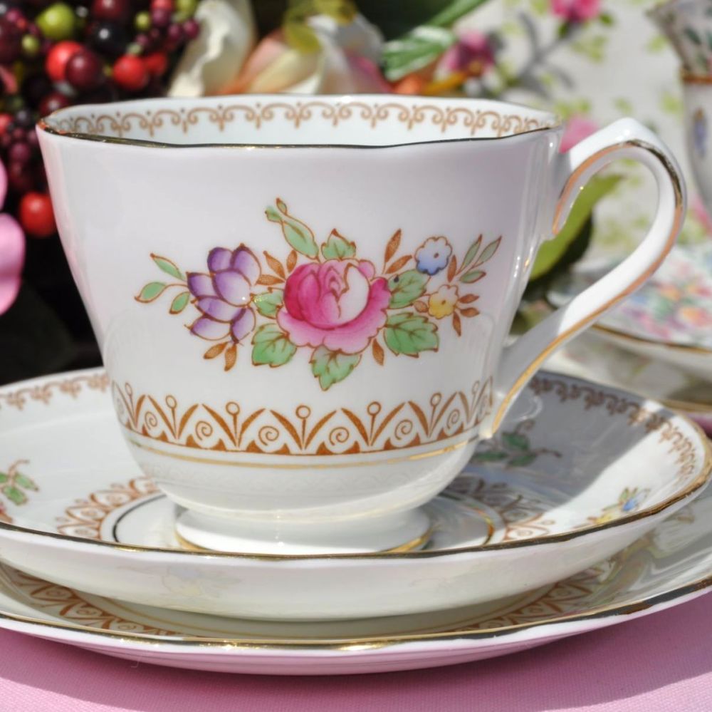 New Chelsea Emperor Floral Pattern Teacup Trio C 1936