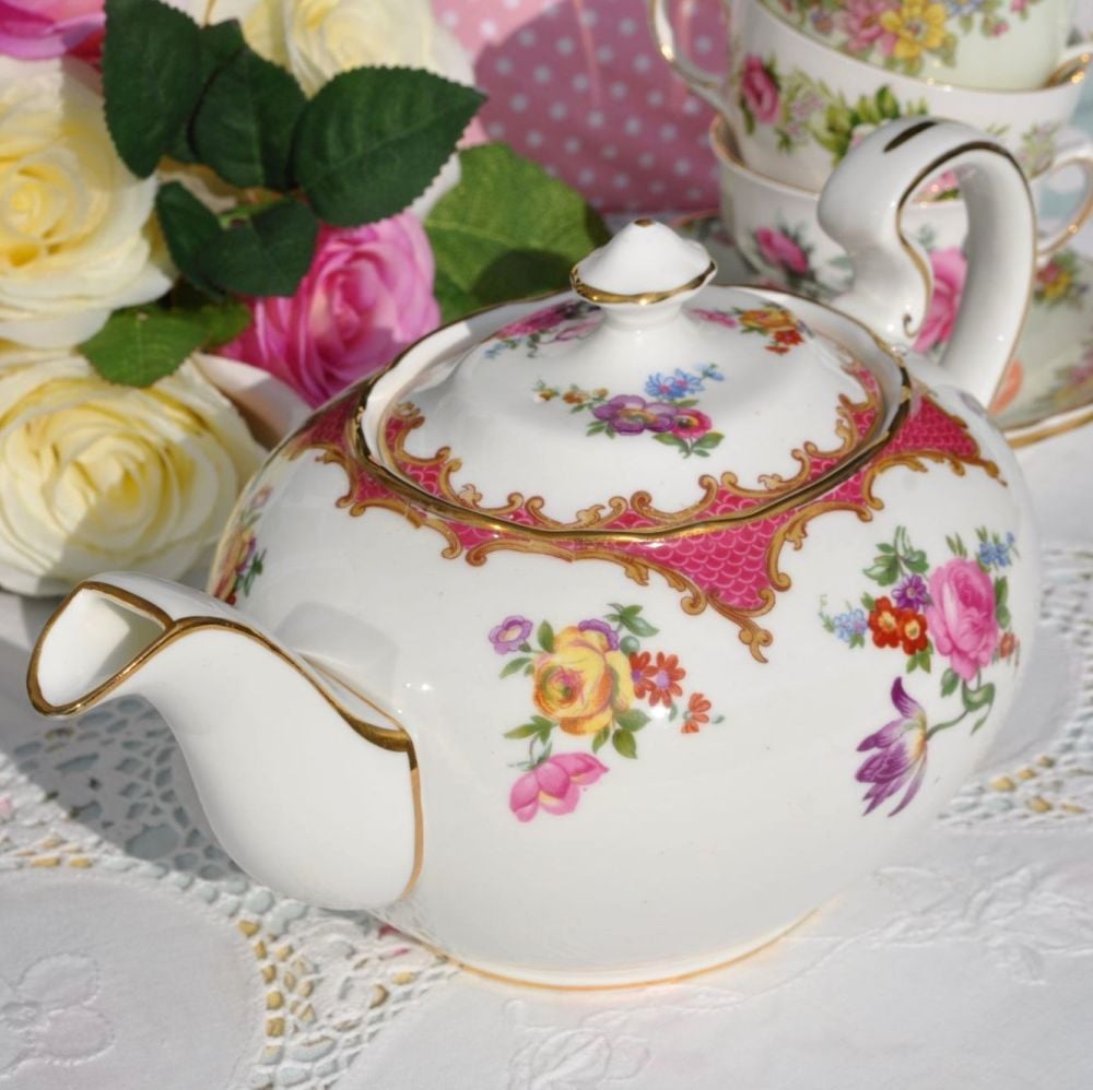 Aynsley Pink Floral English Bone China Vintage 2 Pint Teapot 