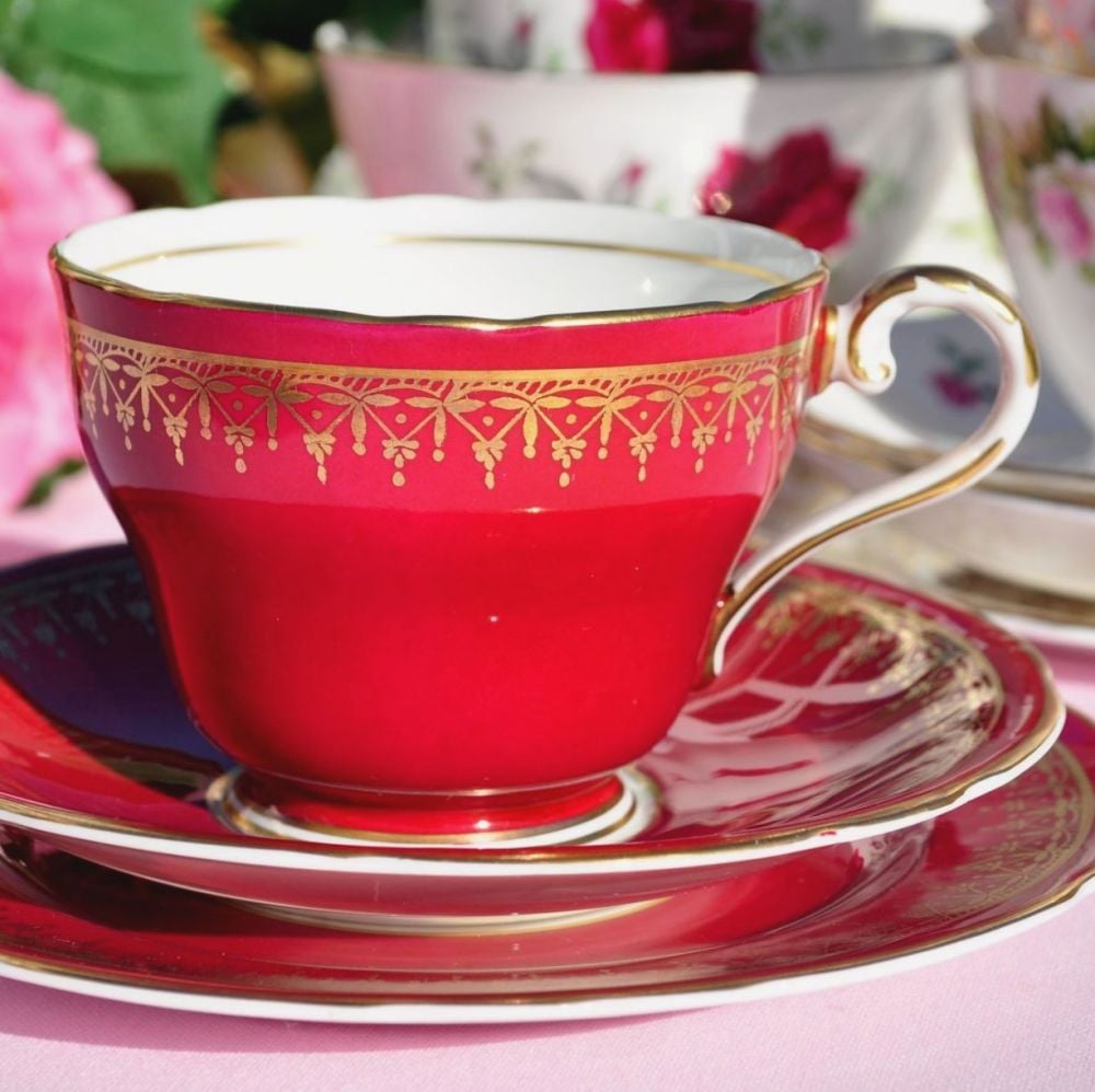 Aynsley Red & Gold Vintage Bone China Teacup Trio