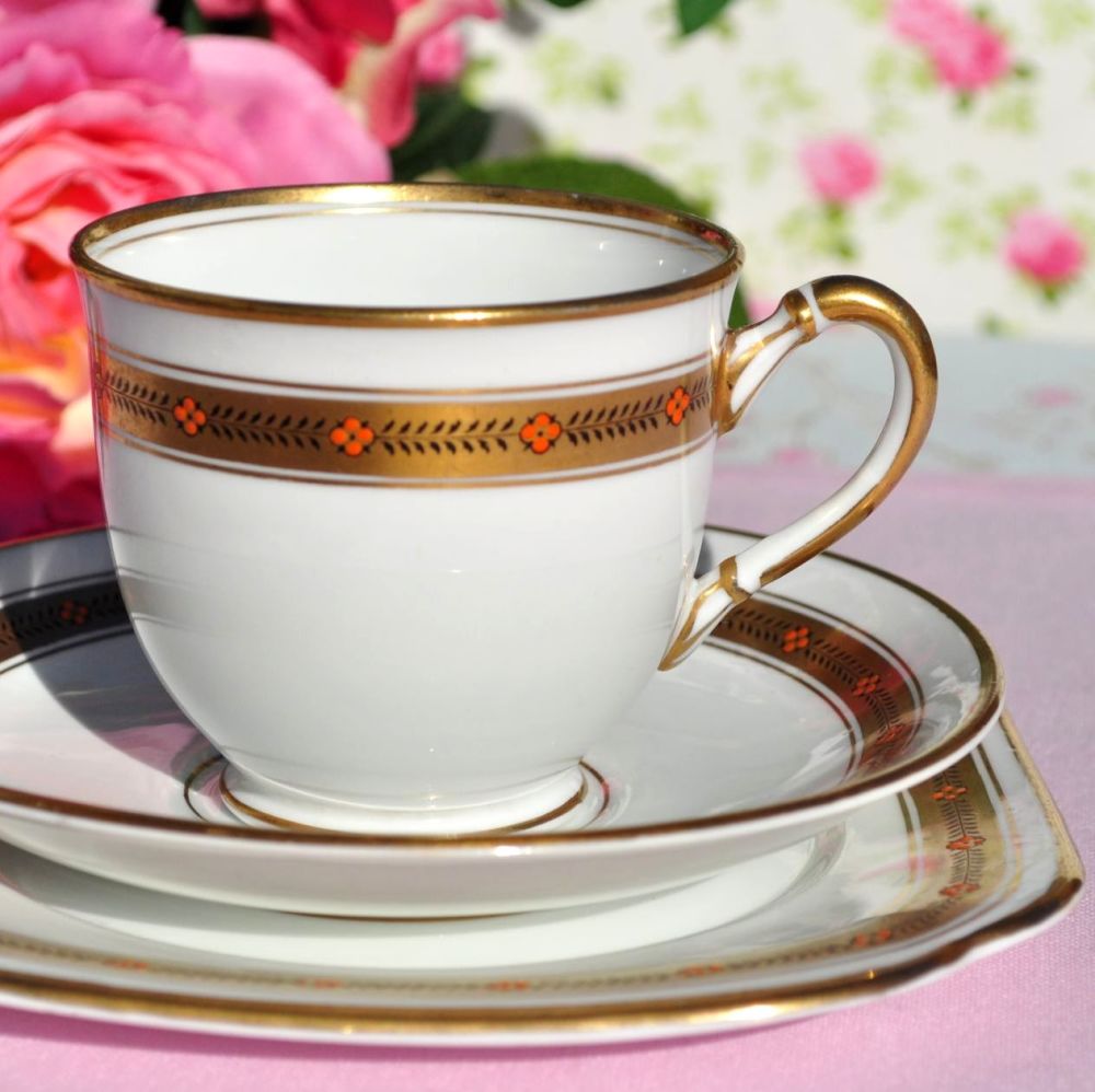 Shore & Coggins Antique Gold Garland Teacup Trio c.1911
