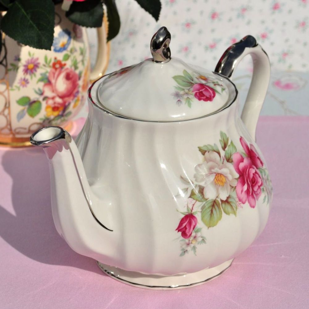 Sadler Pink Rose and Platinum 1.5 Pint Vintage Teapot