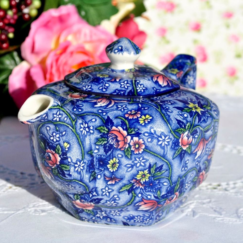 Ringtons Blue Chintz 16 fl.oz. Vintage China Teapot