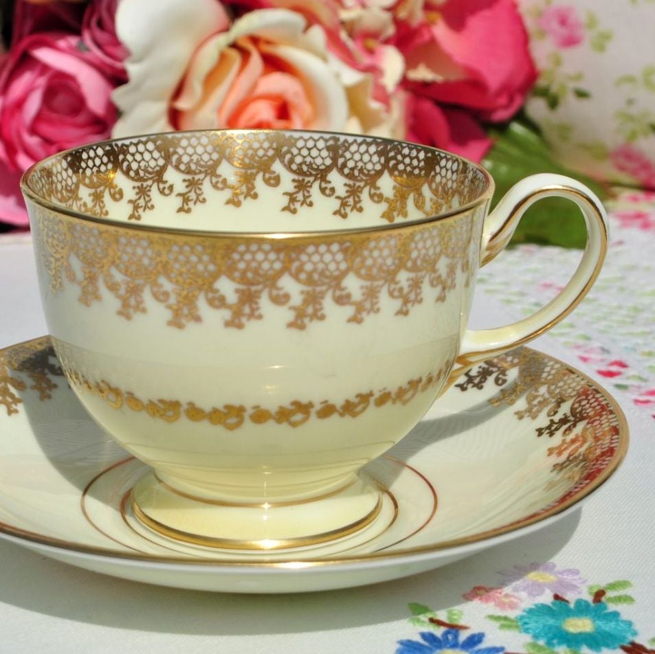 Collingwoods Cream and Gold Lace Teacup and Saucer c.1940s
