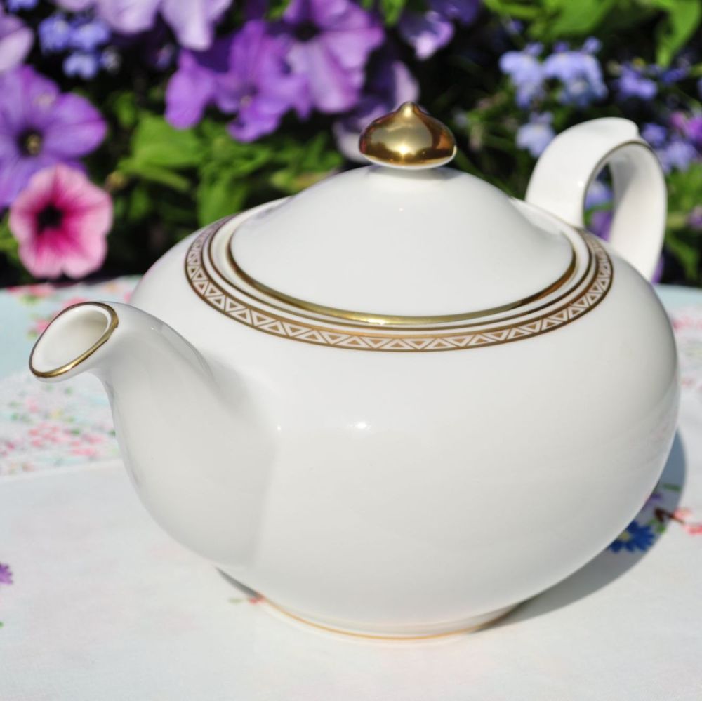 Royal Doulton Henley 1.5 Pint Teapot