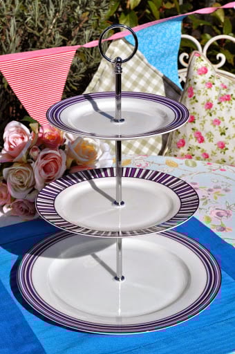 Aynsley Sorrento Fine China Three-Tiered Cake Stand
