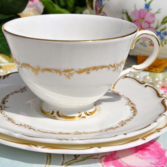Royal Doulton Richelieu White and Gold Teacup Trio c.1956+