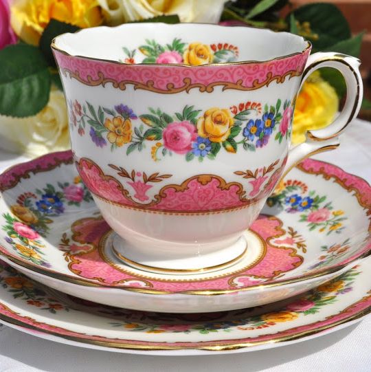 Crown Staffordshire Tunis Pink Vintage Bone China Round Handle Teacup Trio
