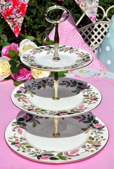Wedgwood Hathaway Rose Bone China Vintage 3 Tier Cake Stand