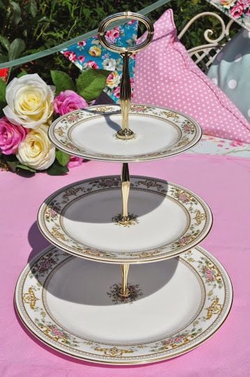 Royal Doulton Alton H.5055 1970's English China 3 Tier Cake Stand