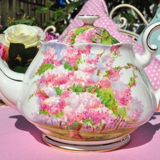 Royal Albert Blossom Time Vintage 1950s Bone China 2 Pint Teapot