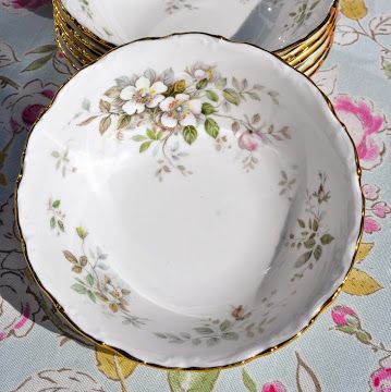 Royal Albert Haworth Vintage China Set of Six Dessert Dishes c.1982+