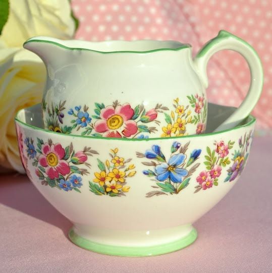 Roslyn Country Ramble Vintage China Milk Jug and Sugar Bowl c.1940
