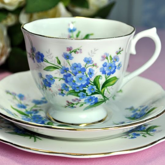 Royal Albert Teaset Called Forget Me Not English Bone China