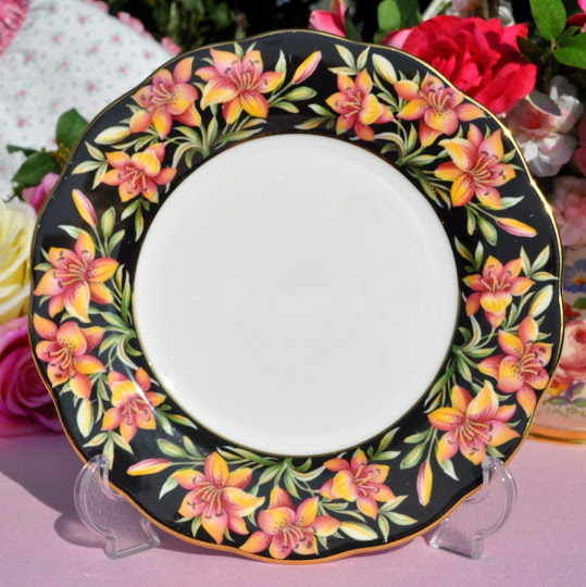Royal Albert Provincial Flowers Prairie Lily 20.5cm Plate