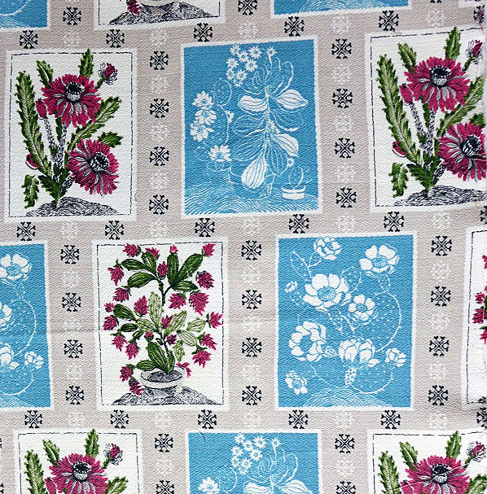 Textured Fifties Floral Cotton - 50cm x 55cm